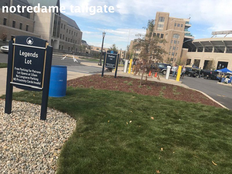 chicago-notre-dame-tailgatebusrentals-notre-dame-tailgatechicago-notre-dame-tailgatebusrentals-notre-dame-tailgateimg_1449_18 