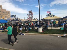 chicagobusrentals-notredame-tailgateimg_1446_39914108761_o-3000w