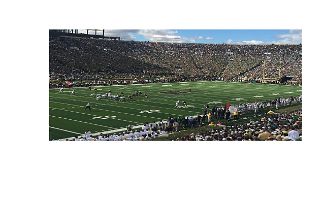 notre-dame-tailgate_39900653901_o-1280w